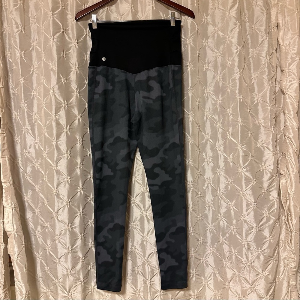 Zella Live In Maternity 7/8 Legging Gray Camo Over the Belly Comfy Sporty - Picture 4 of 11